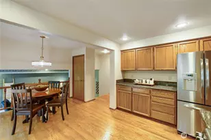 20525 NE 68th St, Redmond, WA 98053 - Photo 8