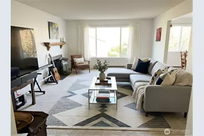 8848 Interlake Avenue N, Seattle, WA 98103 - Photo 22