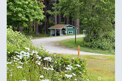 17 B Whidbey Island Drive, Hat Island, WA 98206 - Photo 10