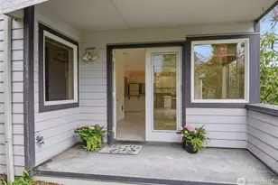 4811 Phinney Ave N, Seattle, WA 98103 - Photo 2