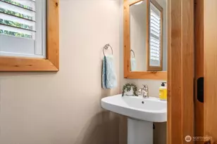 216 Porcupine Ln, Chelan, WA 98816 - Photo 22