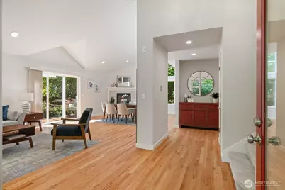3320 165th Place NE, Bellevue, WA 98008 - Photo 4