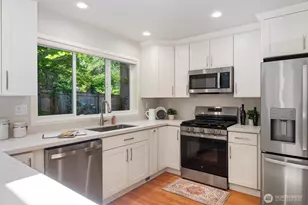 3320 165th Pl NE, Bellevue, WA 98008 - Photo 12