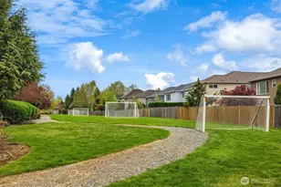 322 240th Pl SE, Sammamish, WA 98074 - Photo 38