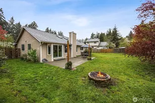 735 NE Marric Ct, Bremerton, WA 98311 - Photo 20