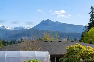 310 E Hillcrest Dr, Port Angeles, WA 98362 - Photo 6