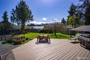 310 E Hillcrest Dr, Port Angeles, WA 98362 - Photo 18
