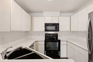 9210 Market Pl, Lake Stevens, WA 98258 - Photo 8