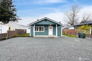 944 Fidalgo St, Sedro Woolley, WA 98284 - Photo 2