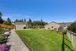 1348 Sunrise Estates Pl, Camano Island, WA 98282 - Photo 30