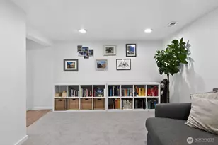 7310 30th Ave SW, Seattle, WA 98126 - Photo 8
