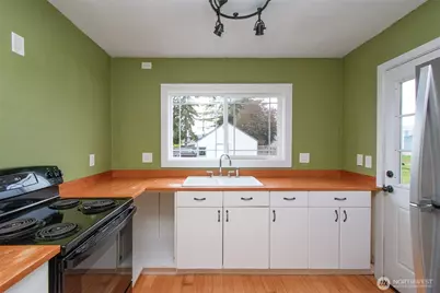 1117 E 4th Street, Port Angeles, WA 98362 - Photo 12