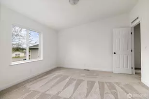 954 Shawn Ave, Oak Harbor, WA 98277 - Photo 12