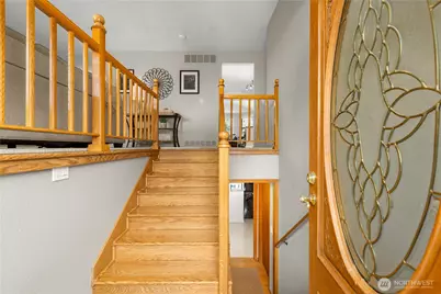 1827 N Whitman Street, Tacoma, WA 98406 - Photo 2