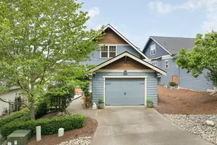 1723 Bungalow Way NE, Poulsbo, WA 98370 - Photo 4