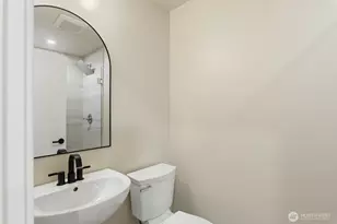2425 NW Blue Ridge Dr, Seattle, WA 98177 - Photo 16