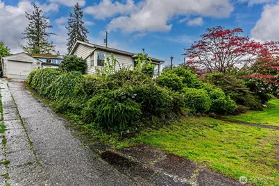 7035 S 127th Street, Seattle, WA 98178 - Photo 6