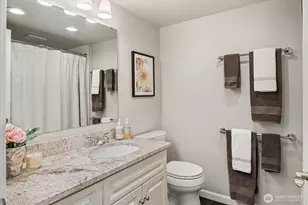 11000 SE 24th Pl, Bellevue, WA 98004 - Photo 30
