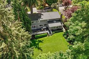 11000 SE 24th Pl, Bellevue, WA 98004 - Photo 38