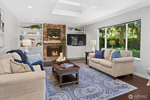 11000 SE 24th Pl, Bellevue, WA 98004 - Photo 16