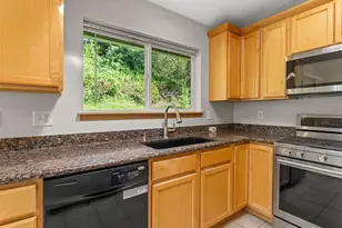 5062 23rd Ave SW, Seattle, WA 98106 - Photo 14