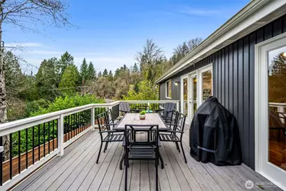 8402 SE 53rd Place, Mercer Island, WA 98040 - Photo 18