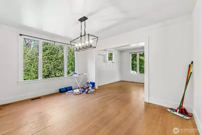 8413 309th Place SE, Issaquah, WA 98027 - Photo 6