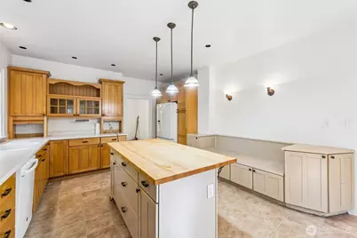 8413 309th Place SE, Issaquah, WA 98027 - Photo 10