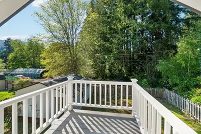 8413 309th Place SE, Issaquah, WA 98027 - Photo 16