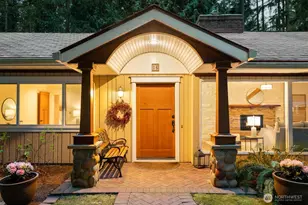 16 Bridlewood Cir, Kirkland, WA 98033 - Photo 2