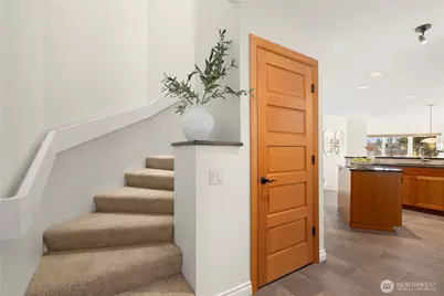 3100 Fairview Avenue E #302, Seattle, WA 98102 - Photo 20