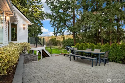 2242 79th Avenue NE, Medina, WA 98039 - Photo 28