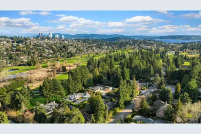 2242 79th Avenue NE, Medina, WA 98039 - Photo 36