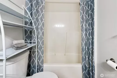 41 W Etruria Street #C, Seattle, WA 98119 - Photo 20