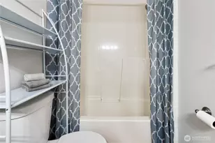 41 W Etruria St, Seattle, WA 98119 - Photo 20