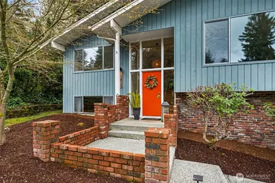 1828 Lakewood Circle SE, Olympia, WA 98501 - Photo 2