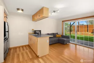 6627 Ellis Ave S, Seattle, WA 98108 - Photo 22