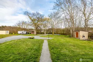 2010 Sweetbriar Ln, Oak Harbor, WA 98277 - Photo 36