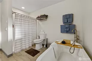 2010 Sweetbriar Ln, Oak Harbor, WA 98277 - Photo 20