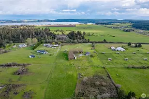 2010 Sweetbriar Ln, Oak Harbor, WA 98277 - Photo 30