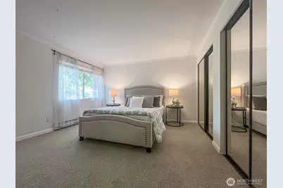 17203 NE 45th St #43, Redmond, WA 98052 - Photo 16