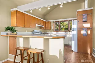 26445 Marine View Dr S, Des Moines, WA 98198 - Photo 20