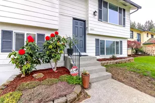 33227 39th Ave SW, Federal Way, WA 98023 - Photo 2