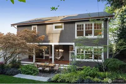 1219 23rd Avenue E, Seattle, WA 98112 - Photo 14