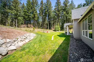 411 Five Peaks Dr, Kalama, WA 98625 - Photo 28