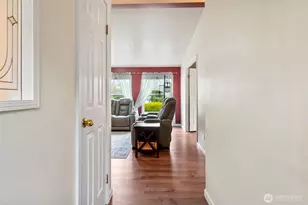 770 SE Crescent Dr, Shelton, WA 98584 - Photo 6