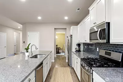 18439 138th Street E, Bonney Lake, WA 98391 - Photo 8