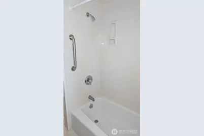 803 13th Street SW, Puyallup, WA 98371 - Photo 18