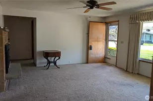 803 13th St SW, Puyallup, WA 98371 - Photo 6