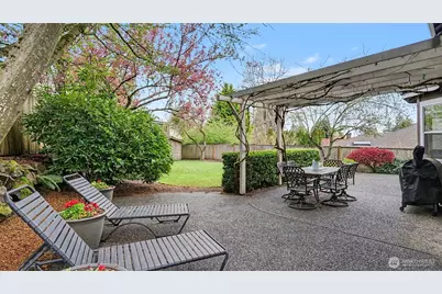 23926 25th Drive SE, Bothell, WA 98021 - Photo 38
